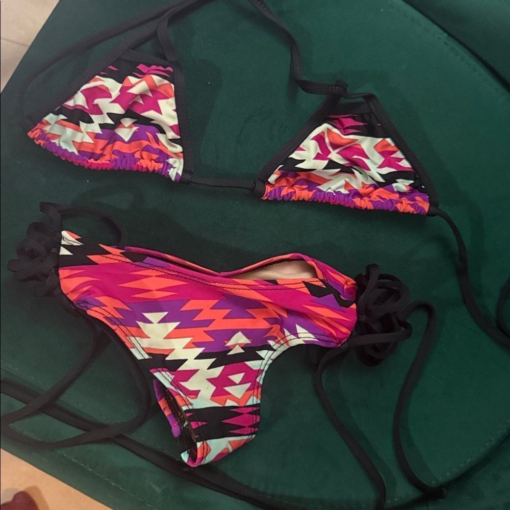 Geometric Print Colorful Pink Bikini Size Small - Cut Out Cheeky Bottom - Ties